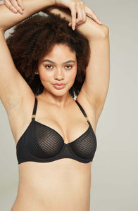 Everyday bra with lifting balconette bra