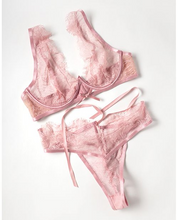 Sexy light rose Lace Underwire Bra Set