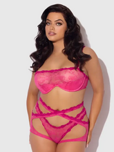 Delicate rose pink bralette set with garters