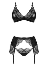 Sexy wet look bra set with garter belt