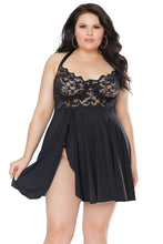 Sensual black lace babydoll set