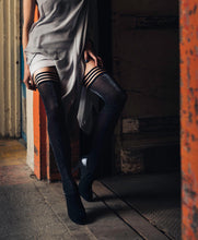 Shimmer hold ups