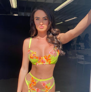 Gorgeous neon yellow bralette set