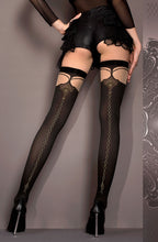 Elegant seamed stockings