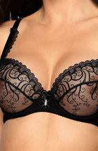 Sensual delicate lace soft cup black bra