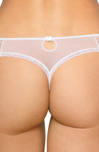 Luxurious thong with timeless embroidered detailing