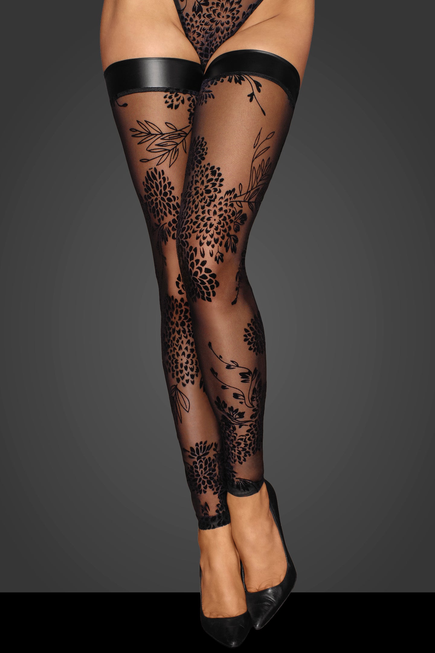 Wetlook stockings with floral pattern