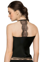 Elegant satin nightshirt with a diamond